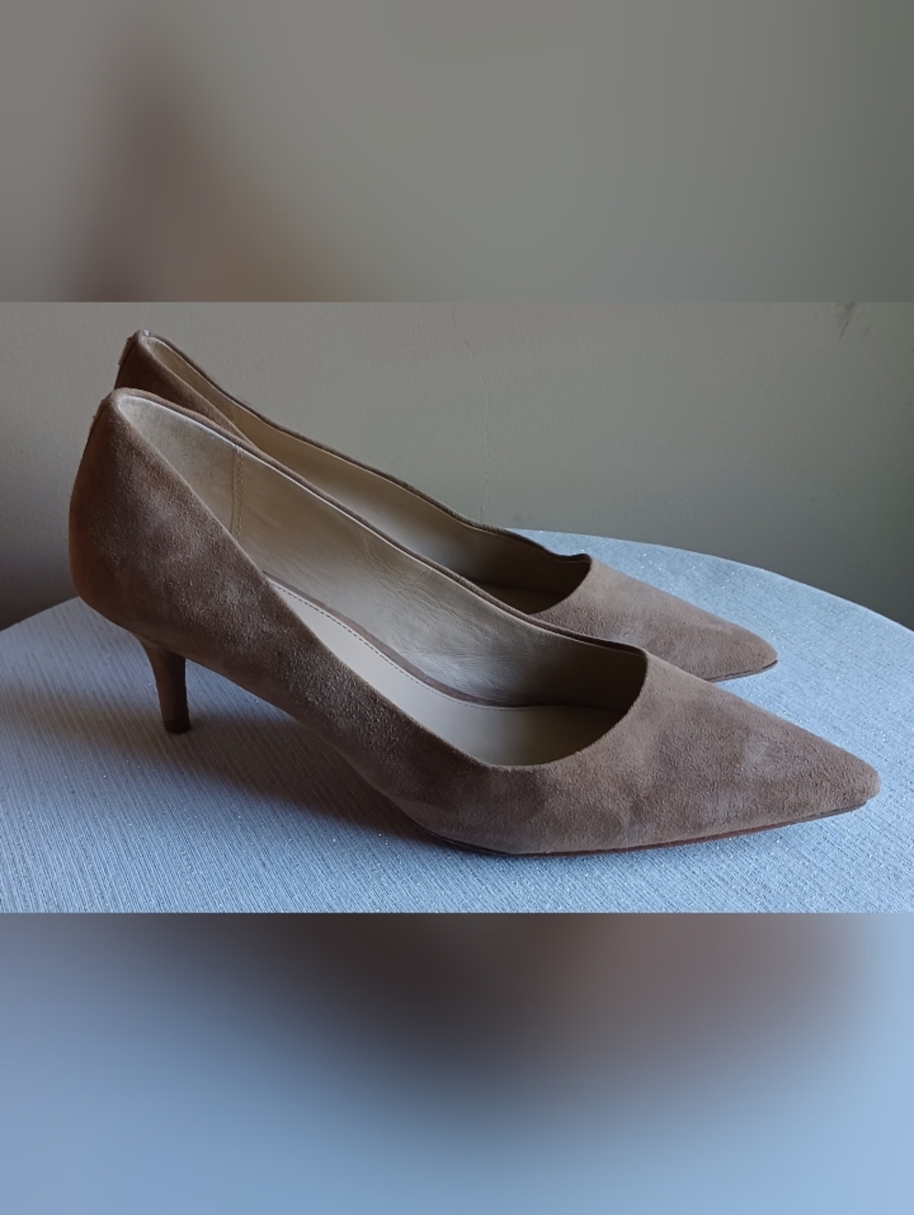 COACH SUEDE HEELS 2.5" SZ11 IN NUDE
